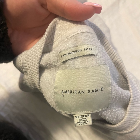American eagle striped sweater  size xs  15$ - Picture 2 of 2